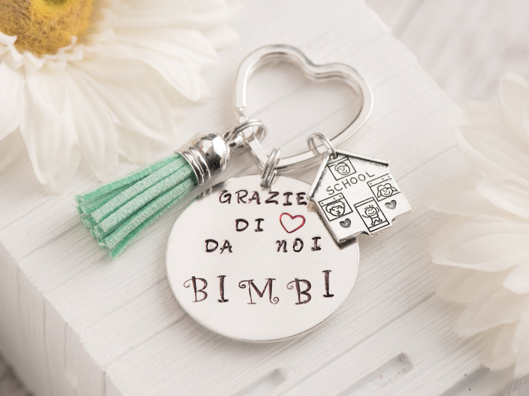 Best Teacher Gift Ideas Apple Made To Order Personal Keychain Teacher Quotes Thanks For Helping On Luulla