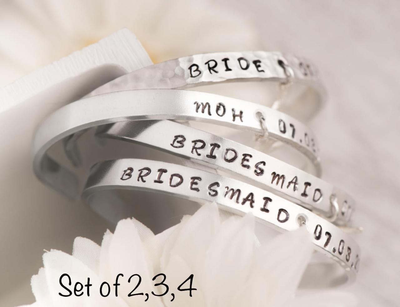 Hand stamped engraved bracelet bangle, starfish bridesmaid set of 2/3/4 bracelets bangle as hawaii wedding gift set - save the date engraved bangle set of 2/3 bridesmaids